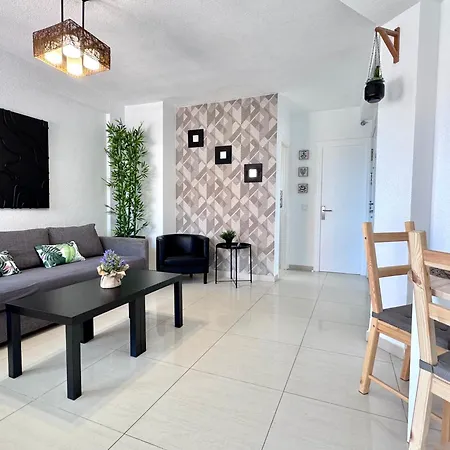 Atico Piscina Playa Y Centro Apartment Torremolinos